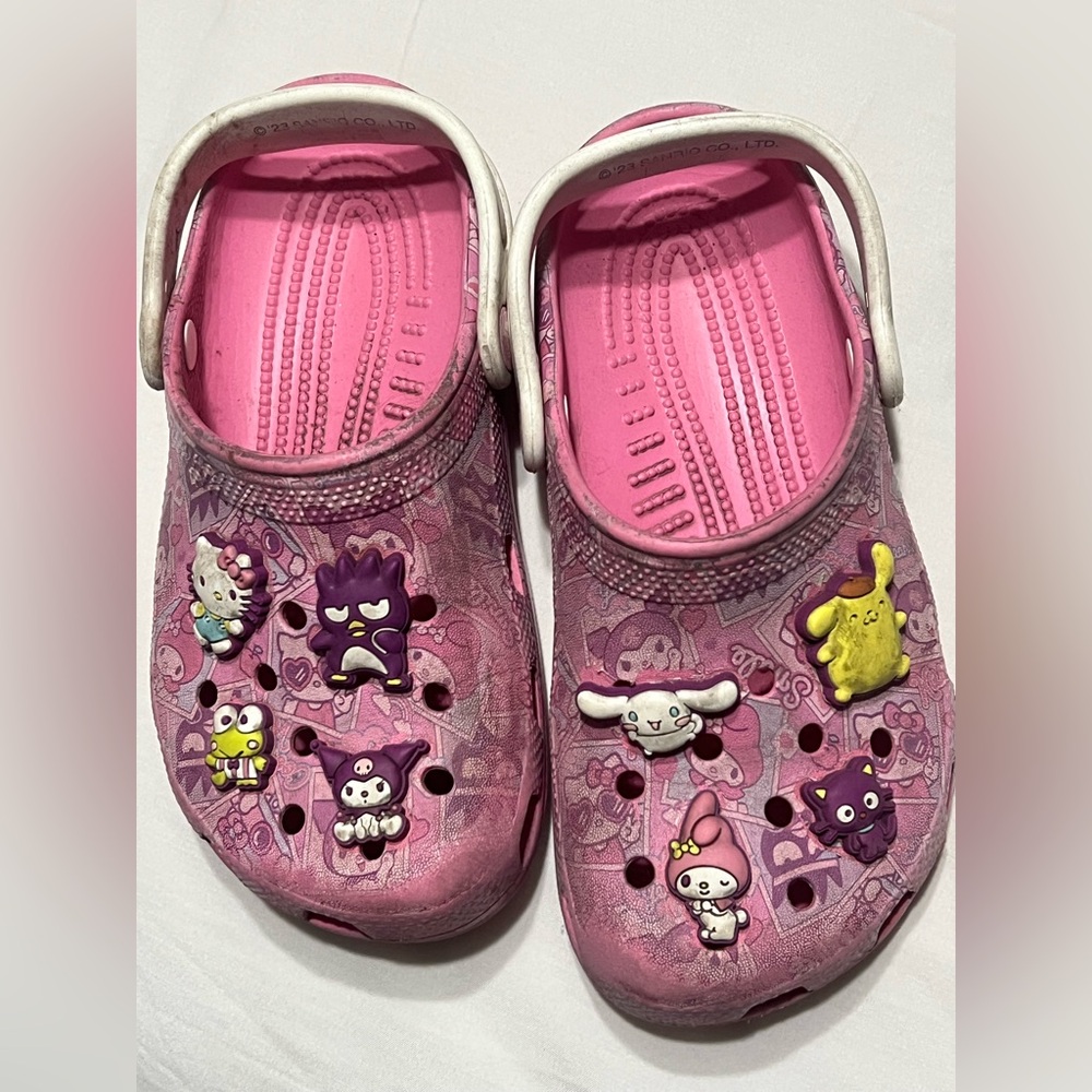 Limited Edition Hello kitty and friends CROCS Pink Casual Clog